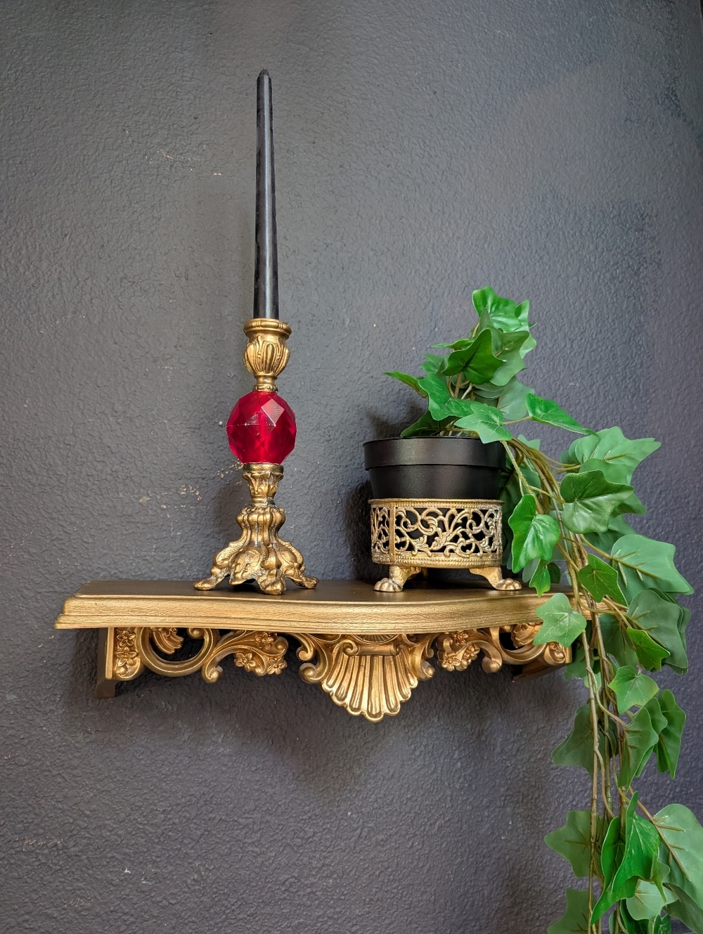 Vintage HOMCO ornate Hollywood regency wall shelf decor, Shell detail 16" x 4"